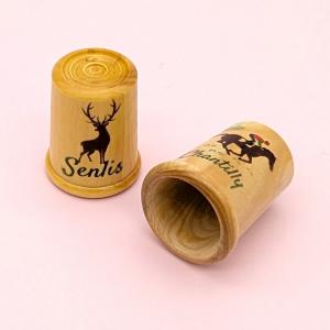 Dés à coudre en bois français