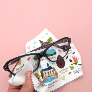 Réalisation pour l'office de tourisme d'Honfleur, essuie-lunettes